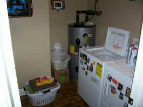 120611th St.laundryz.jpg (30732 bytes)