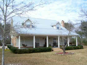 ceresfarm01z.jpg (40640 bytes)